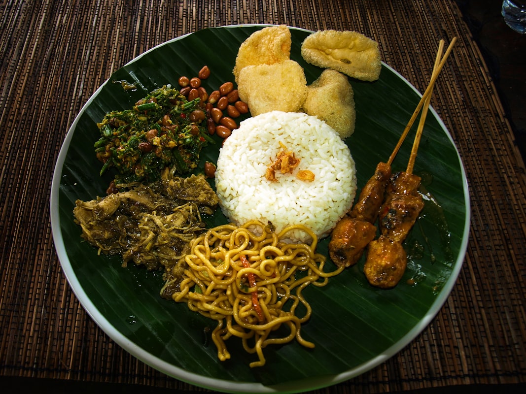 Nasi Merah dengan Sayuran Organik